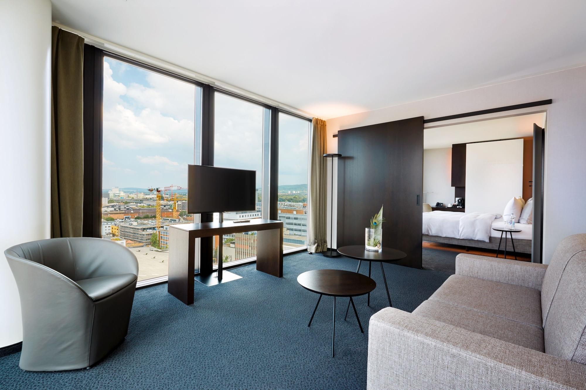 Hyperion Hotel 4*